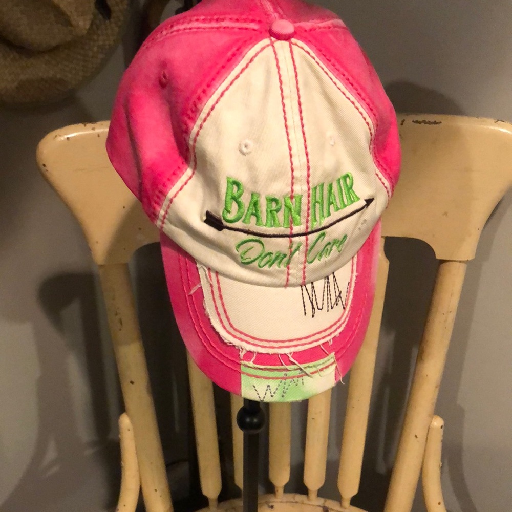 “Barn Hair, Don’t Care” frayed cap